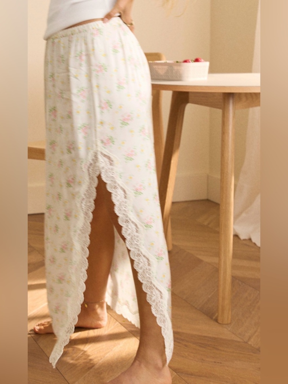 Aerie Floral Cream Satin lace trim Maxi viscose skirt XL - Picture 4 of 11